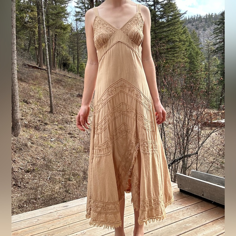 Embroidered maxi dress